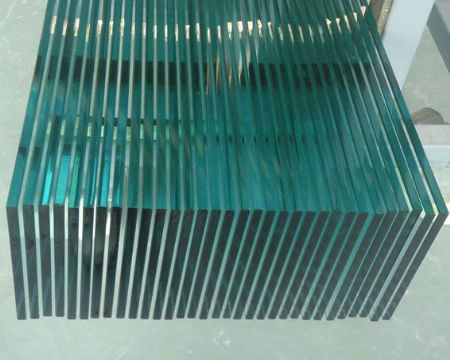 點擊查看詳細信息<br>標題：鋼化玻璃 閱讀次數(shù)：2494